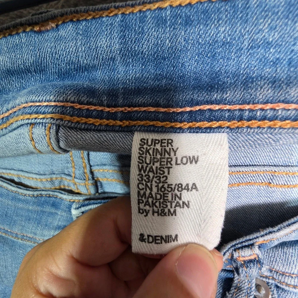 H&M &Denim Super Skinny Super Low Waist Jeans Light Wash Blue 33/32